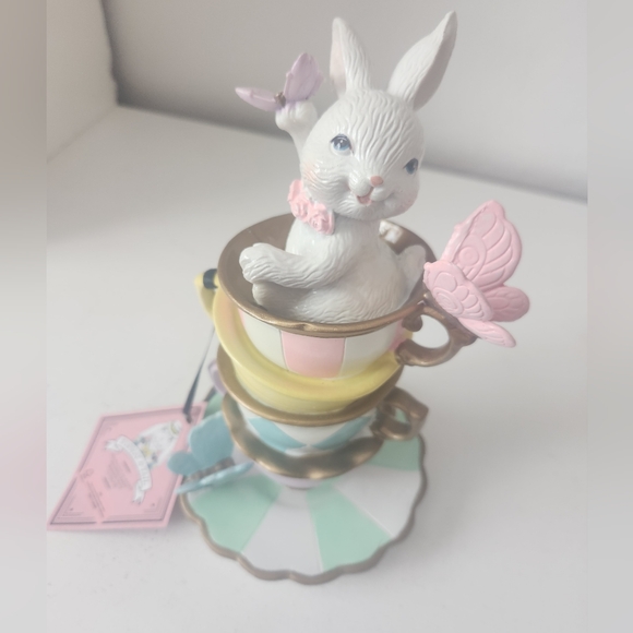 Tophat & Toil Easter bunny in stacked tea cups with Butterflies 7 In Resin - Picture 8 of 8